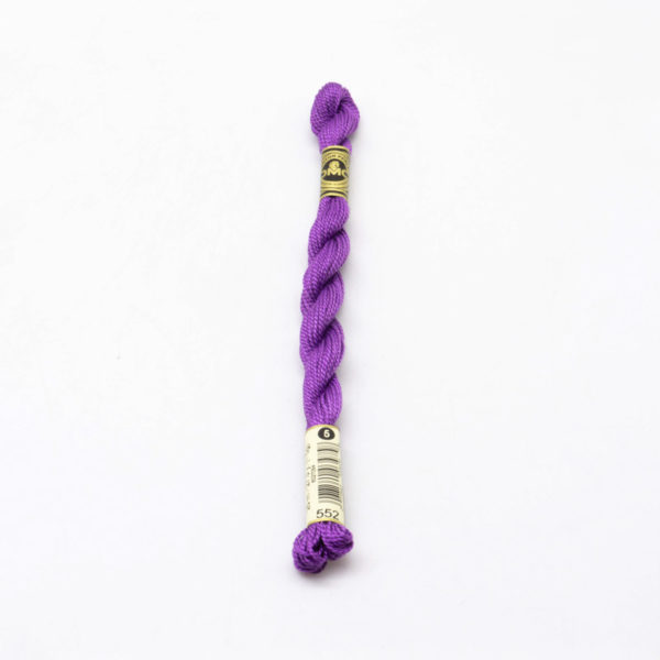 HILO COTON PERLE DMC #5 5GMR MORADO DM552