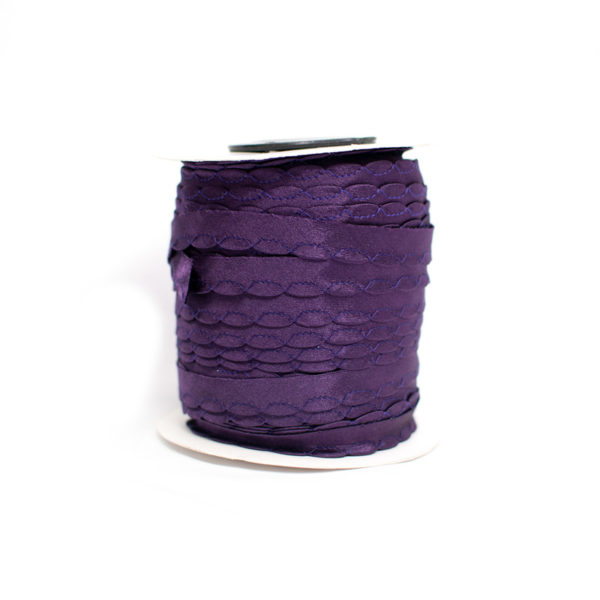 SESGO SATIN ONDULADO MORADO 2607